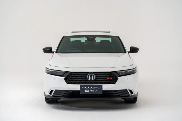 ฮอนด้า เปิดจอง แอคคอร์ด อี:เอชอีวี ใหม่