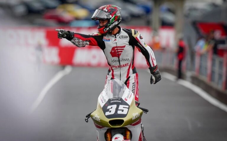 ก้อง-สมเกียรติ คว้าชัยโมโตทู สนามโมบิลิตี้ รีสอร์ท โมเตกิ