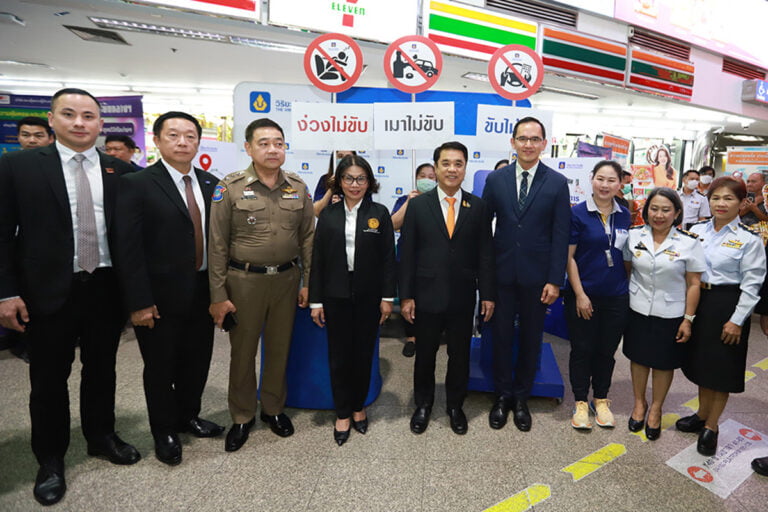 วิริยะประกันภัย ร่วมรณรงค์ลดอุบัติเหตุทางถนนปีใหม่ 2567