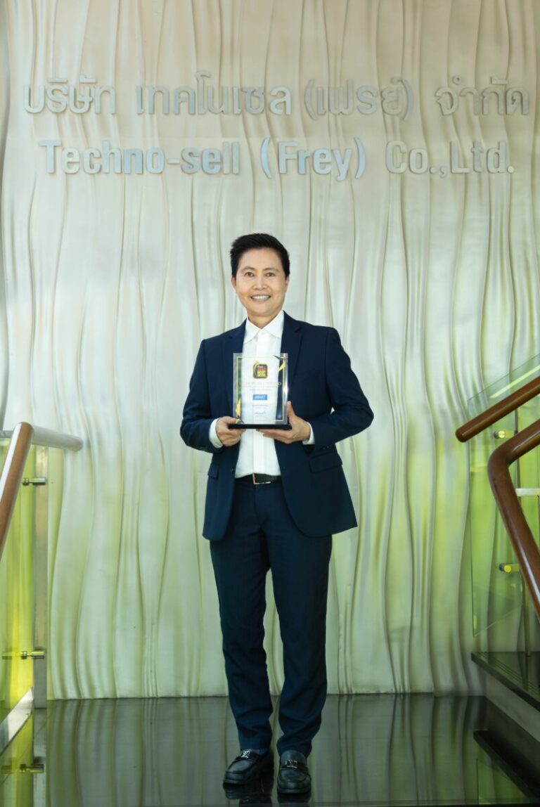 ลามิน่า ที่หนึ่งในใจชาวไทย 10 ซ้อน