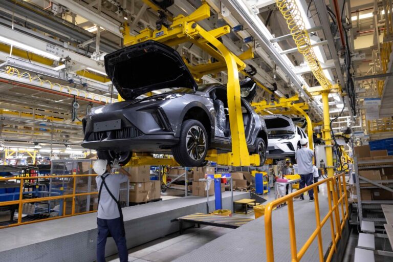 เอ็มจี ทุ่มงบ 3 หมื่นล้าน ผลิตรถอีวีพวงมาลัยขวาในไทย